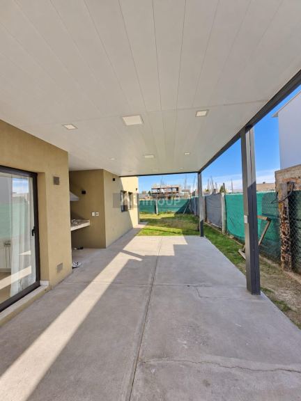 Casa en Venta en Guaymallen, Mendoza