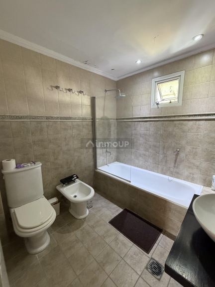 Casa en Alquiler en Capital, Mendoza - USD 1.800 | Inmoup - 22