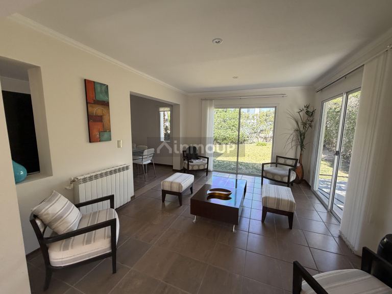 Casa en Alquiler en Capital, Mendoza - USD 1.800 | Inmoup - 8