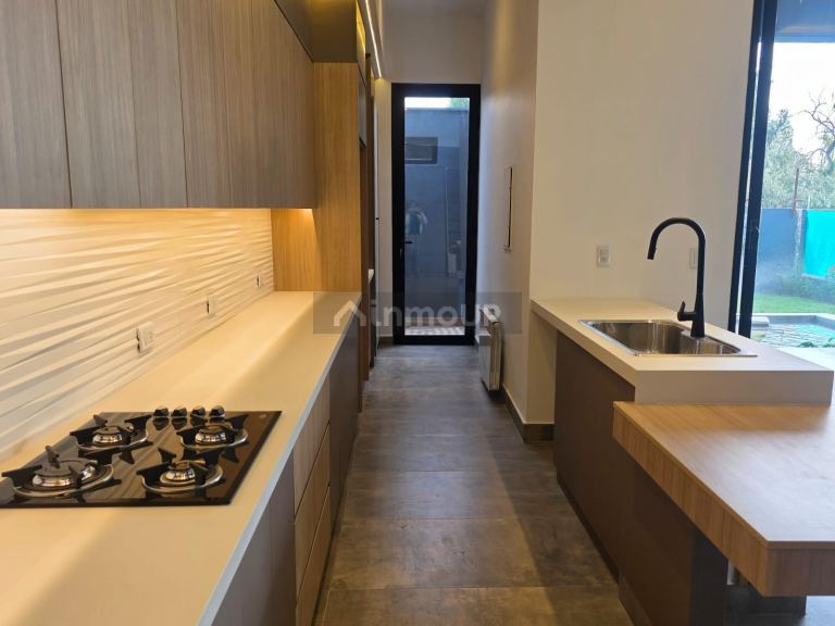 Casa en Venta en Maipu, Mendoza