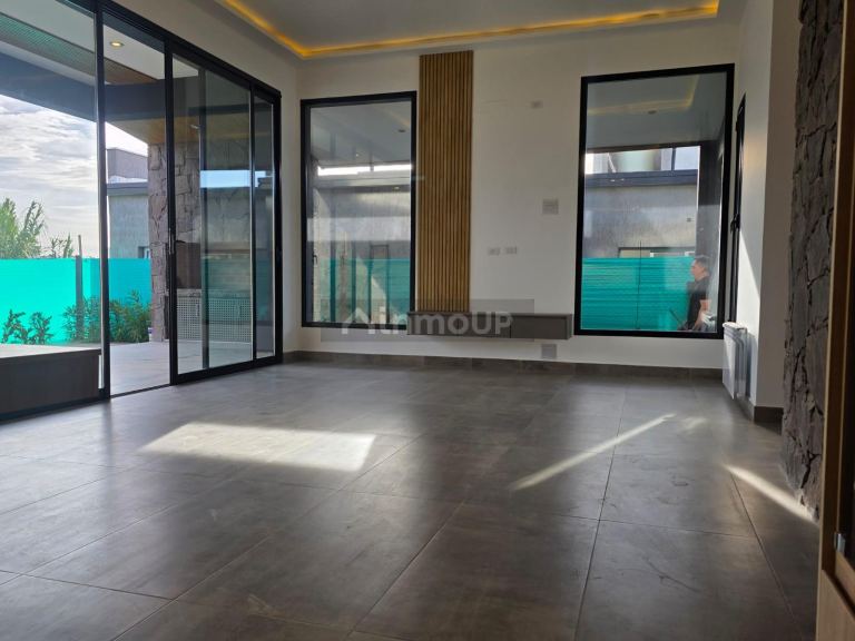 Casa en Venta en Maipu, Mendoza