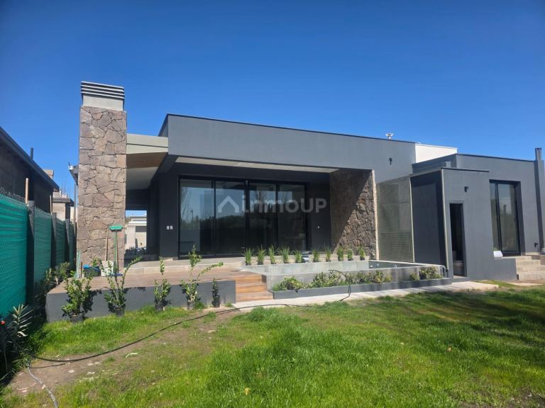 Casa en Venta en Maipu, Mendoza