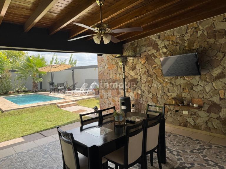 Casa en Venta en Guaymallen, Mendoza