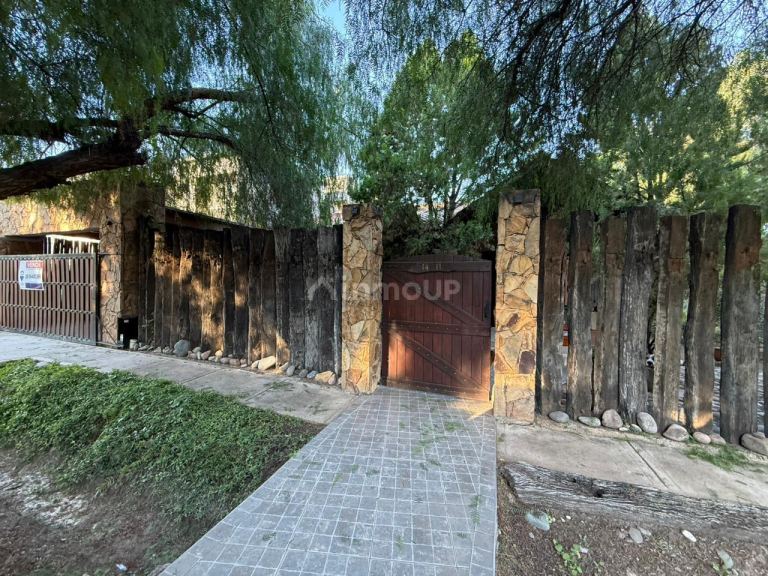 Casa en Venta en Las Heras, Mendoza