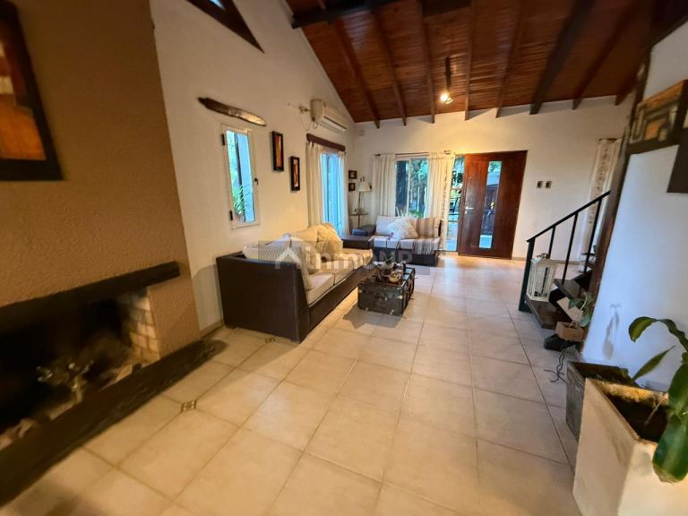 Casa en Venta en Las Heras, Mendoza
