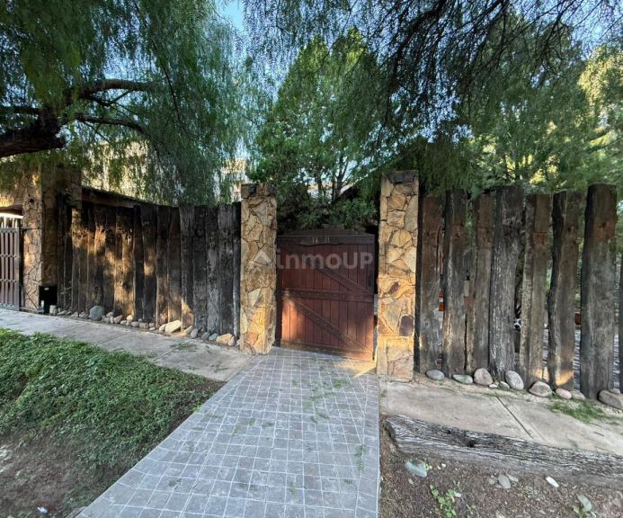 Casa en Venta en Las Heras, Mendoza