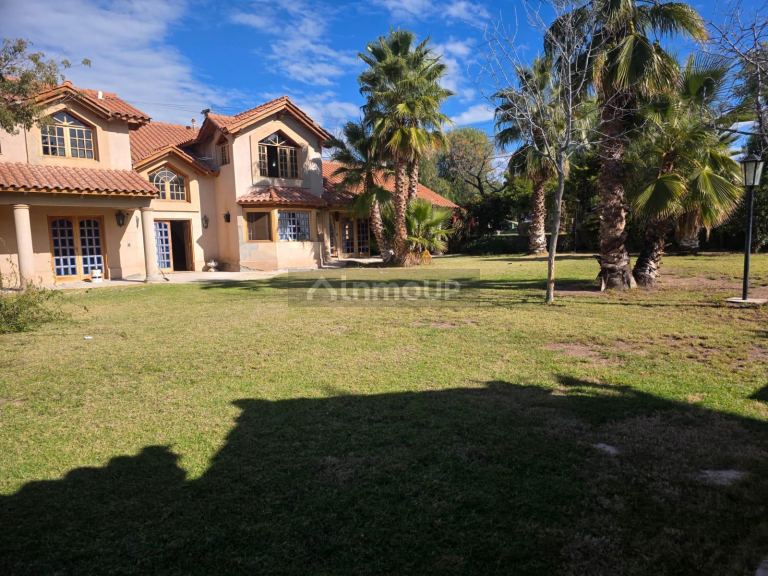 Casa en Alquiler en Capital, Mendoza