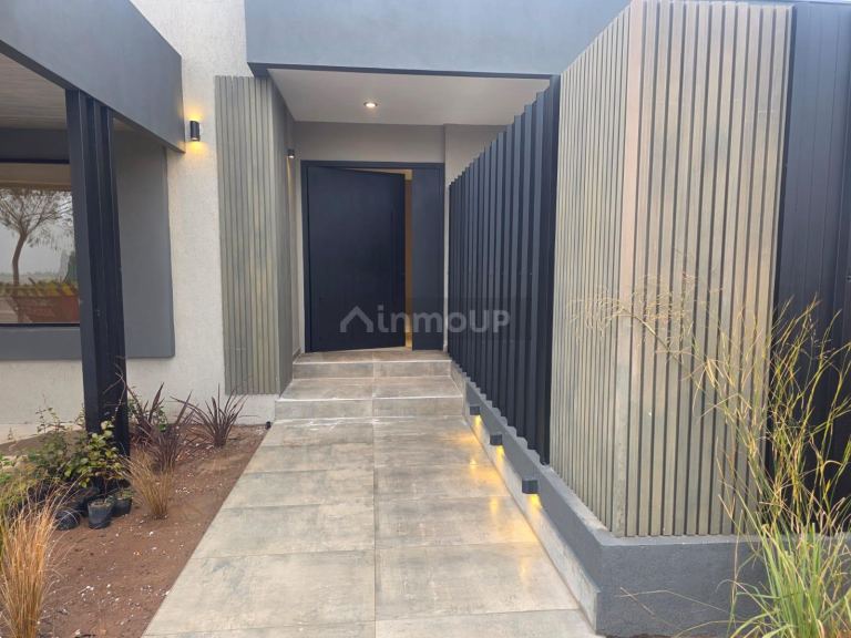 Casa en Venta en Maipu, Mendoza