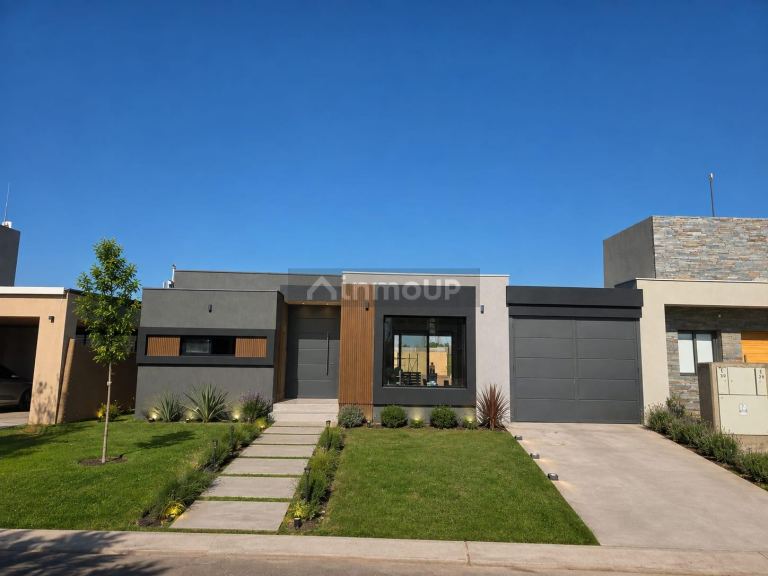 Casa en Venta en Maipu, Mendoza