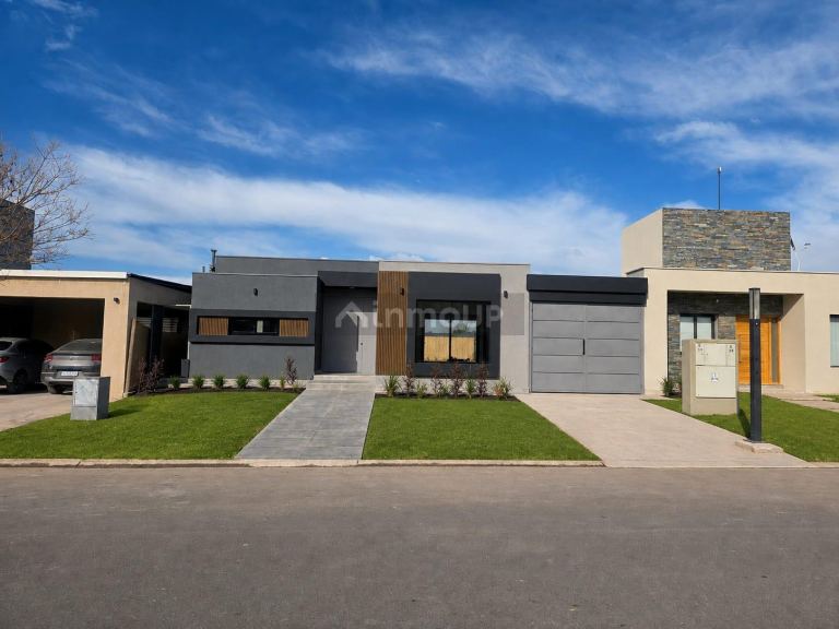 Casa en Venta en Maipu, Mendoza