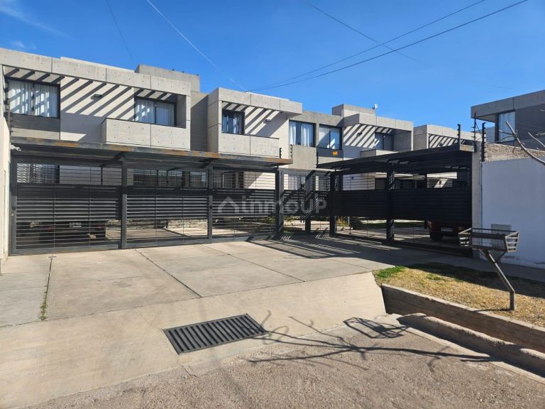 Duplex en Venta en Maipu, Mendoza