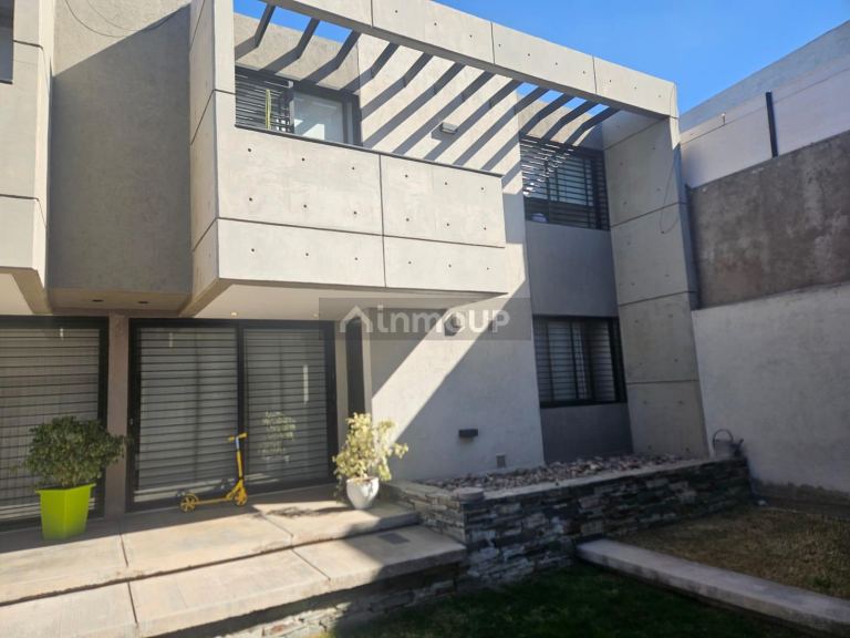 Duplex en Venta en Maipu, Mendoza