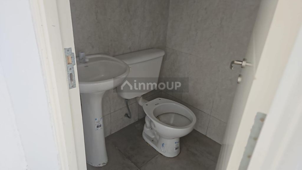 Local Comercial en Alquiler en Guaymallen, Mendoza - $ 400.000 | Inmoup - 6