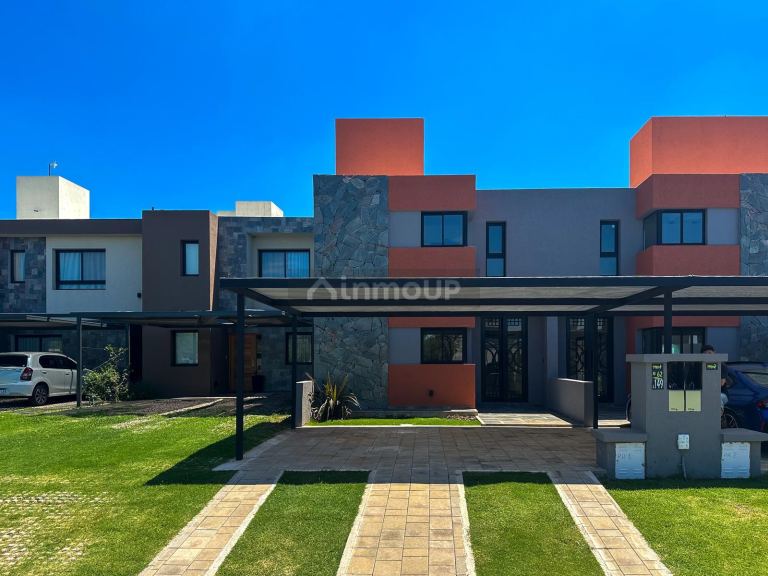 Departamento en Venta en Santa Maria, Cordoba