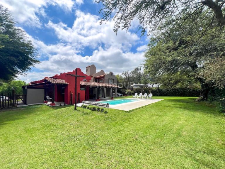 Casa en Venta en Calamuchita, Cordoba