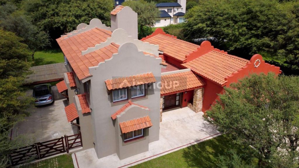 Casa en Venta en Calamuchita, Cordoba