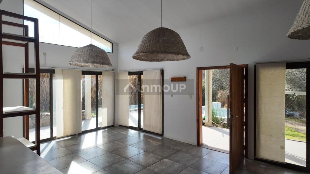 Casa en Venta en Calamuchita, Cordoba