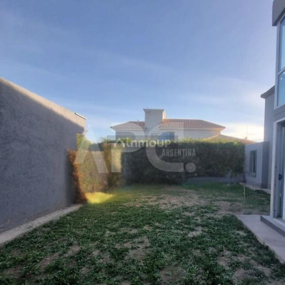 Casa en Venta en Guaymallen, Mendoza
