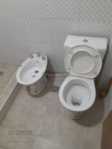 P H en Venta en Tres de Febrero, G.B.A. Zona Oeste