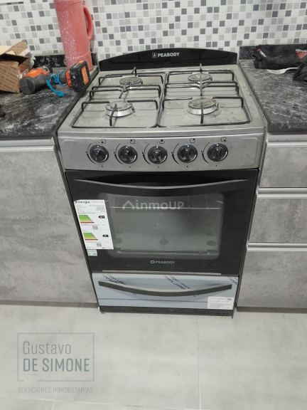 P H en Venta en Tres de Febrero, G.B.A. Zona Oeste