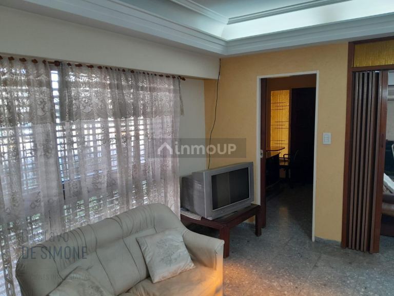 Casa en Venta en Tres de Febrero, G.B.A. Zona Oeste