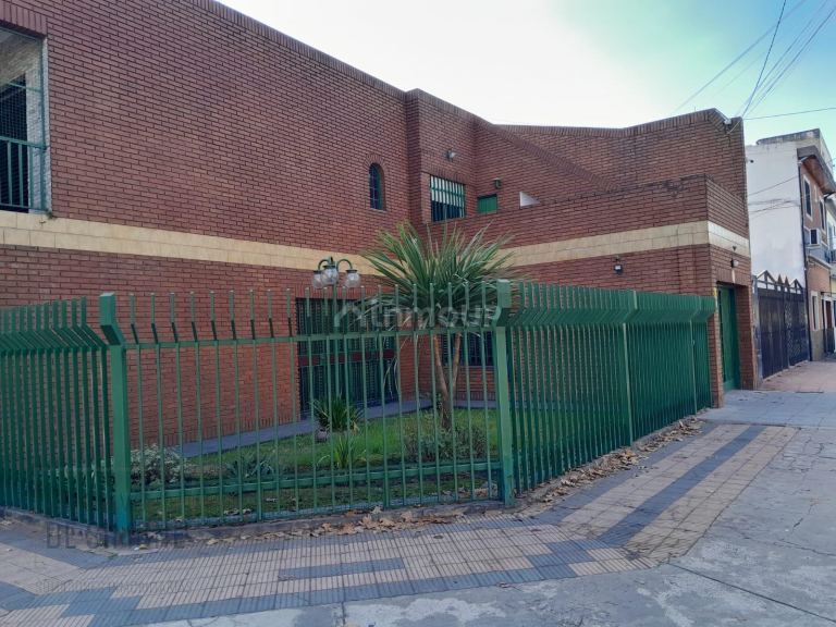 Casa en Venta en Tres de Febrero, G.B.A. Zona Oeste