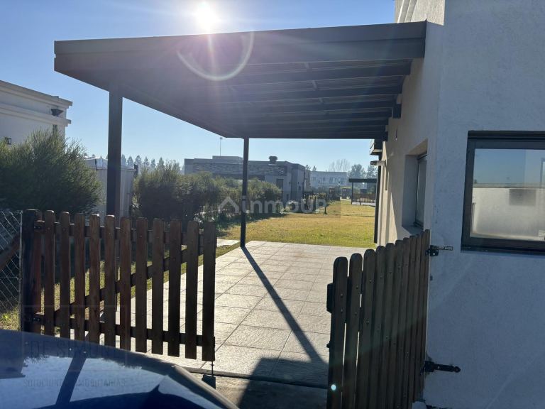 Casa en Venta en Ezeiza, G.B.A. Zona Sur