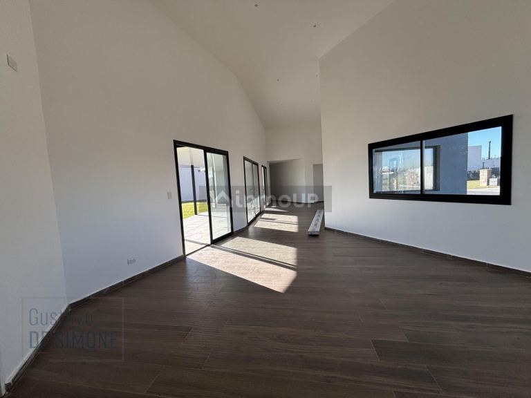 Casa en Venta en Ezeiza, G.B.A. Zona Sur