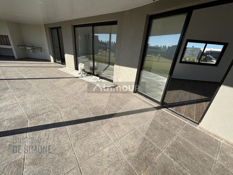 Casa en Venta en Ezeiza, G.B.A. Zona Sur