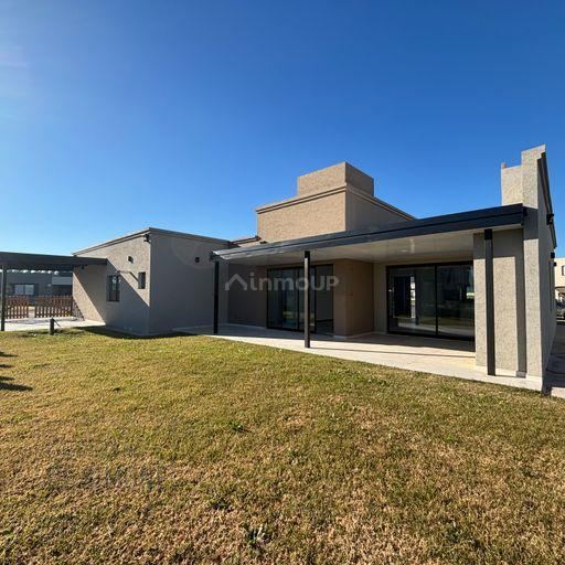 Casa en Venta en Ezeiza, G.B.A. Zona Sur