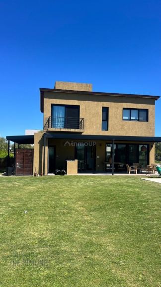 Casa en Alquiler en Pilar, G.B.A. Zona Norte