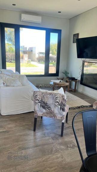 Casa en Alquiler en Pilar, G.B.A. Zona Norte