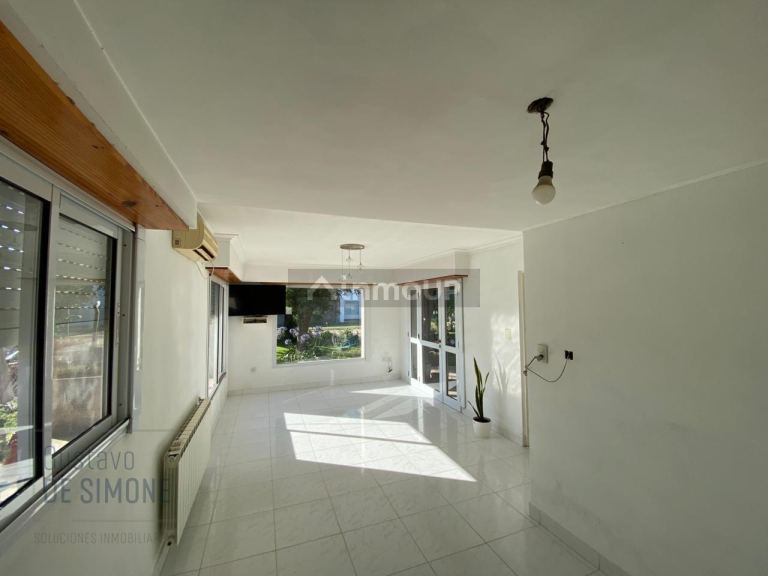 Casa en Venta en Pehuajo, Buenos Aires Interior