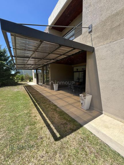Casa en Venta en Campana, G.B.A. Zona Norte