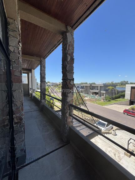 Casa en Venta en Campana, G.B.A. Zona Norte
