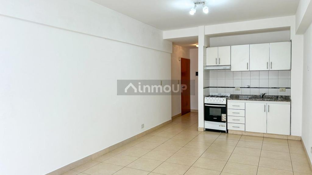 Departamento en Alquiler en Parque Chacabuco, Capital Federal
