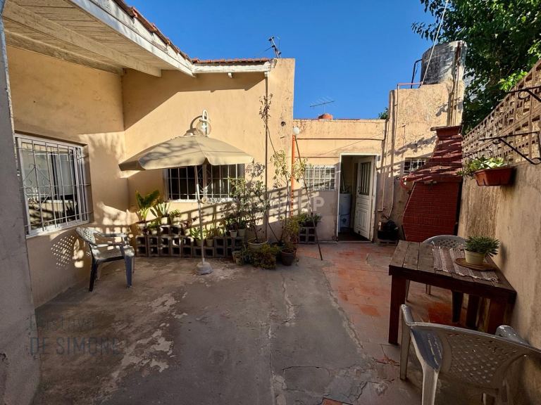 Casa en Venta en Moron, G.B.A. Zona Oeste