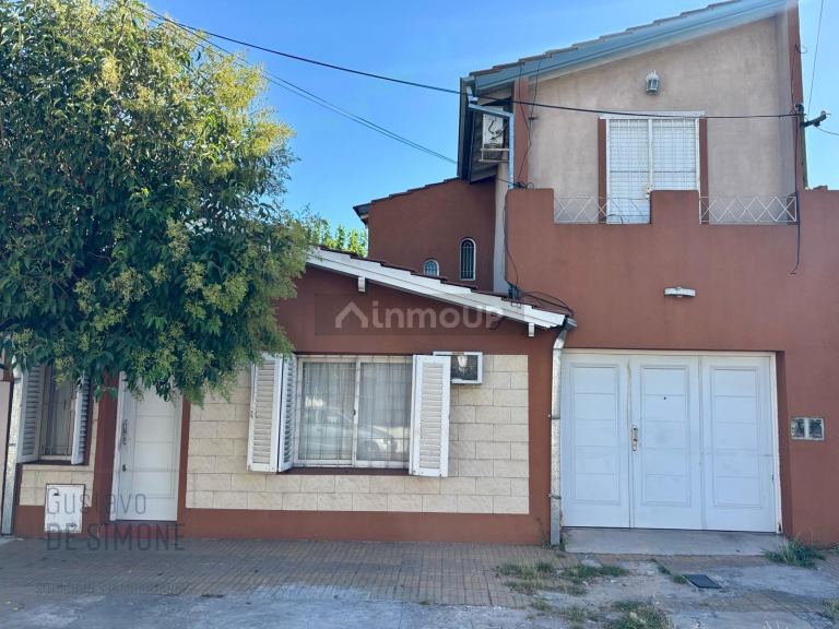 Casa en Venta en Moron, G.B.A. Zona Oeste