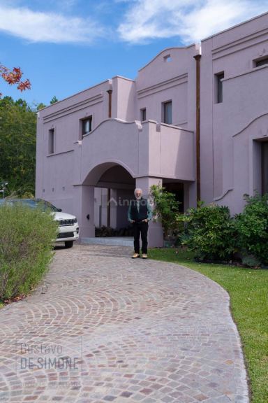 Casa en Venta en Pilar, G.B.A. Zona Norte