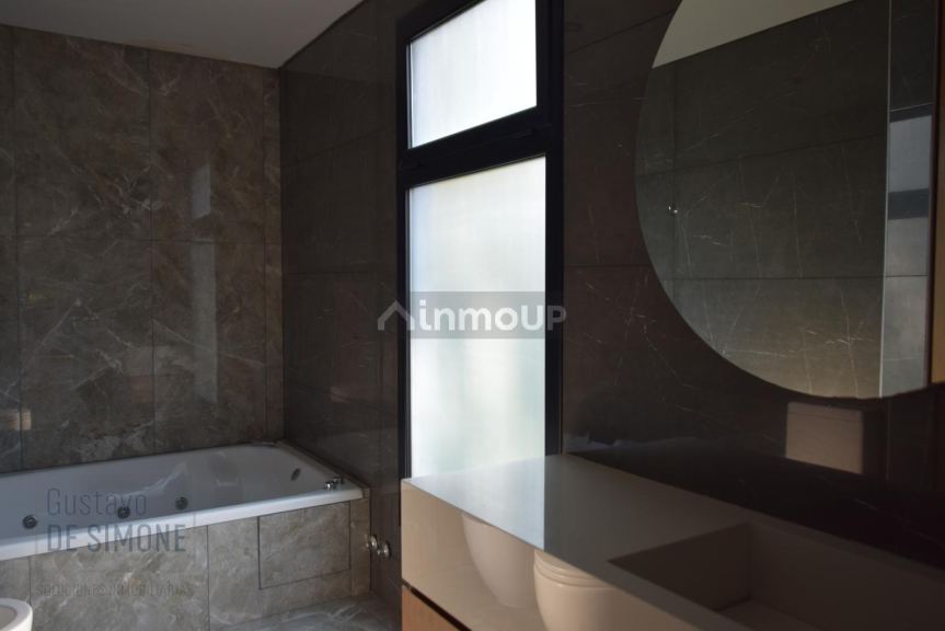 Casa en Alquiler en Pilar, G.B.A. Zona Norte