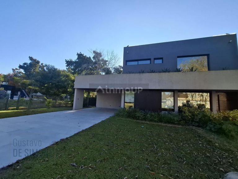 Casa en Alquiler en Pilar, G.B.A. Zona Norte