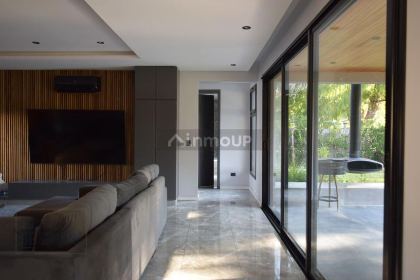 Casa en Alquiler en Pilar, G.B.A. Zona Norte