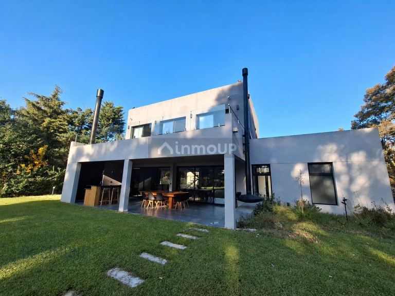 Casa en Alquiler en Pilar, G.B.A. Zona Norte