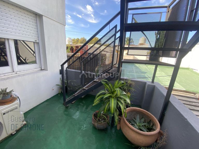 P H en Venta en Tres de Febrero, G.B.A. Zona Oeste