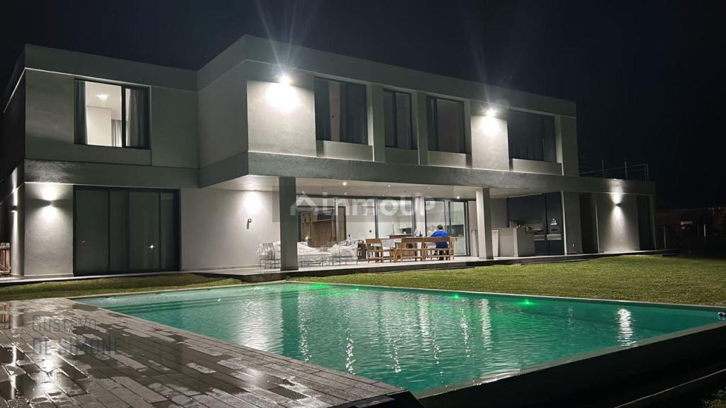 Casa en Venta en Campana, G.B.A. Zona Norte