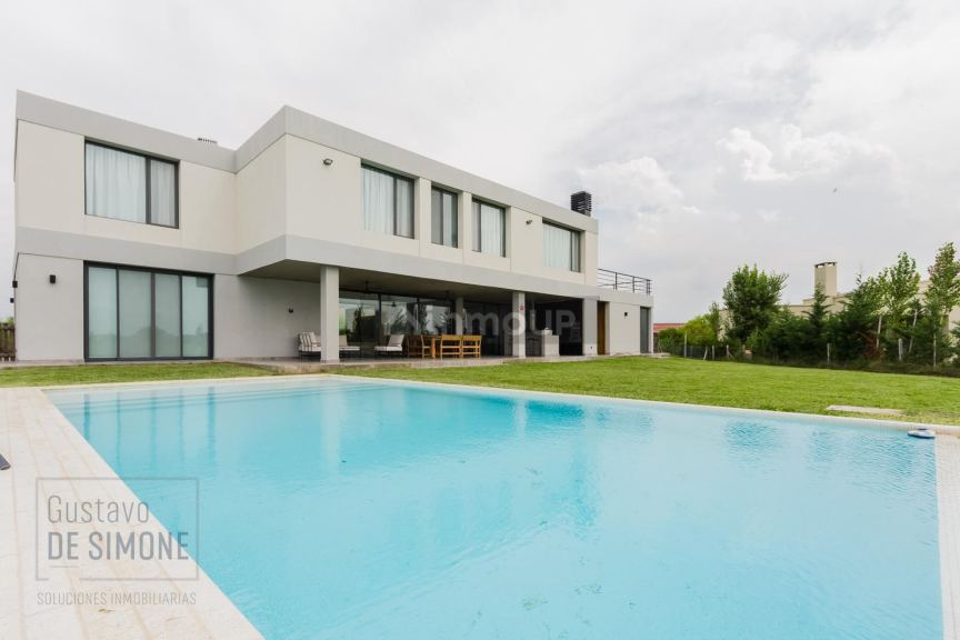 Casa en Venta en Campana, G.B.A. Zona Norte