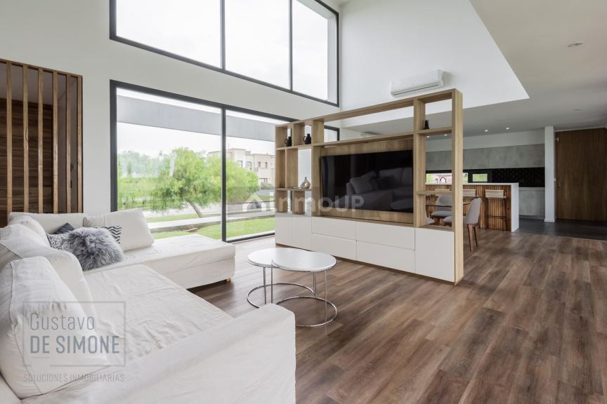 Casa en Venta en Campana, G.B.A. Zona Norte