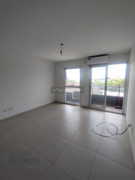 Departamento en Venta en Moron, G.B.A. Zona Oeste