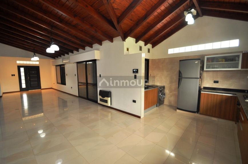 Casa en Venta en Funes, Santa Fe