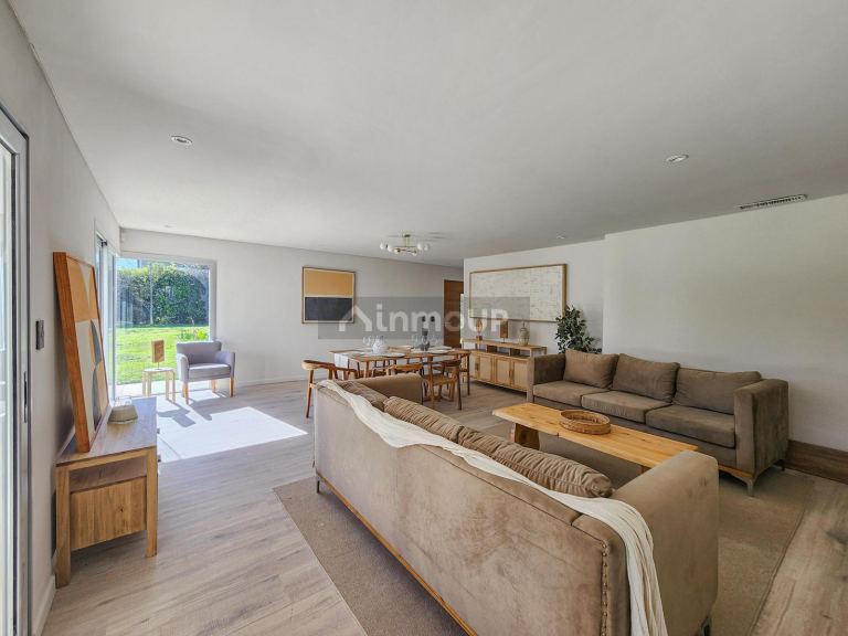 Casa en Venta en Funes, Santa Fe